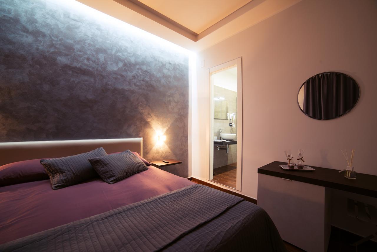 Glam House Bed & Breakfast ซาแลร์โน ภายนอก รูปภาพ